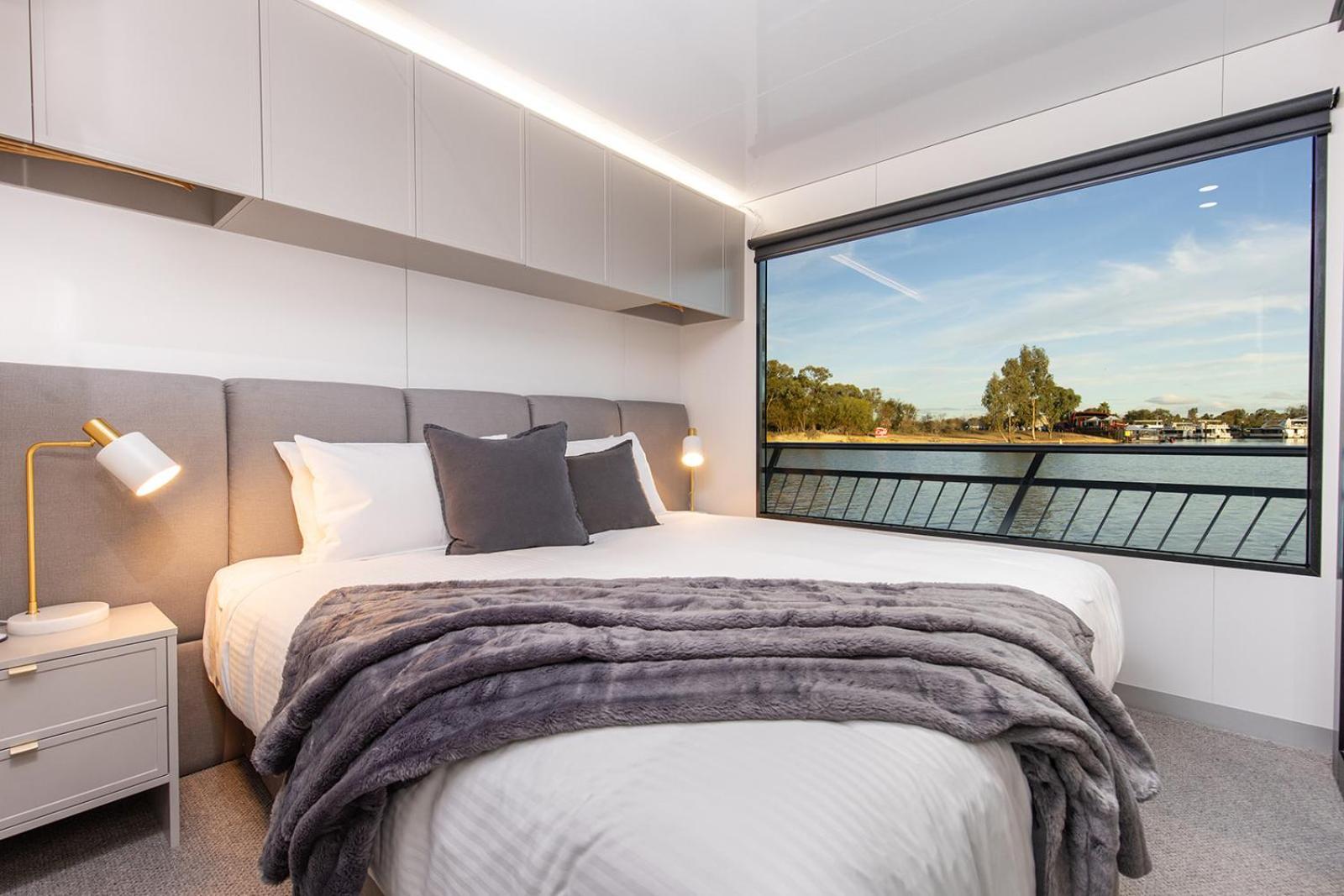 Hotel All Seasons Houseboats Mildura Esterno foto